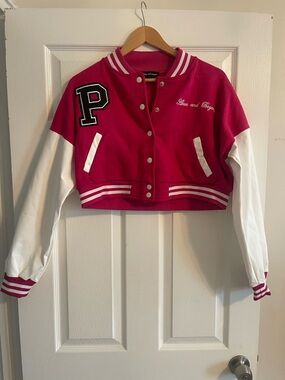 PrettyLittleThing Hot Pink Cropped Jacket